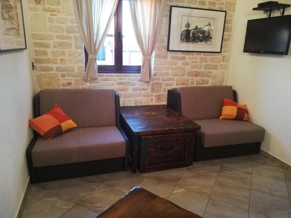 Apartments Oliva Fiorini Εξωτερικό φωτογραφία