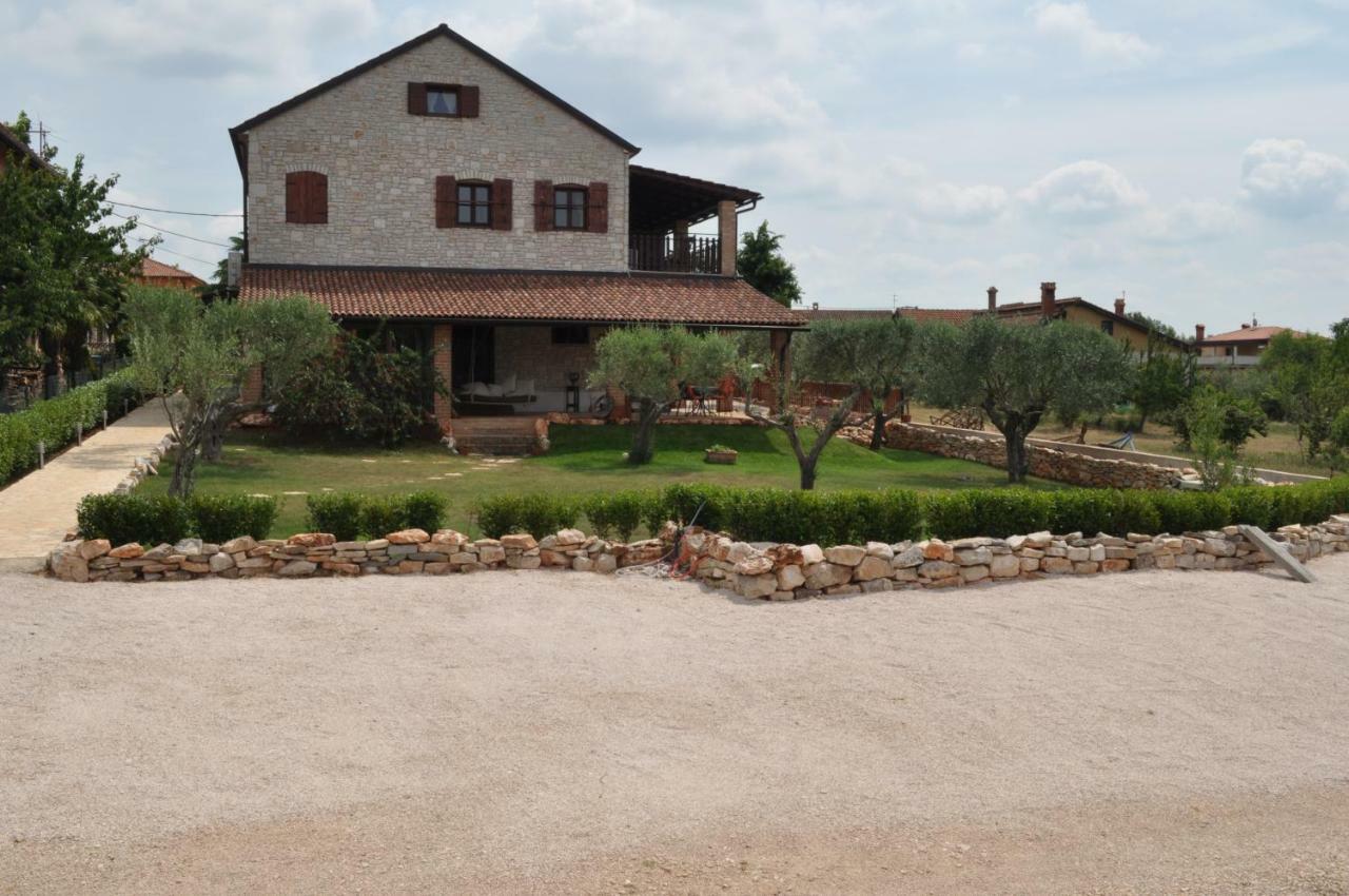 Apartments Oliva Fiorini Εξωτερικό φωτογραφία